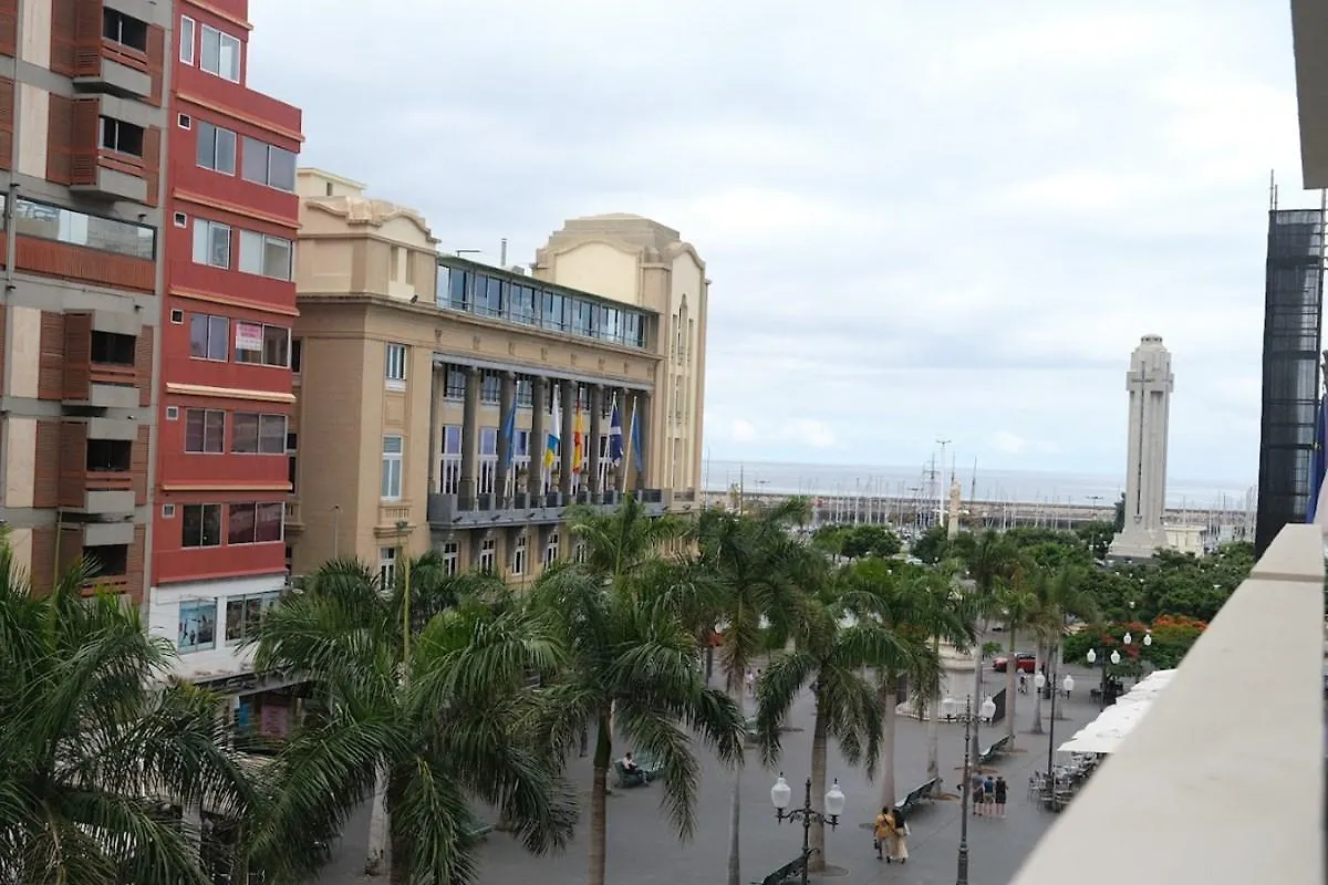 **  Hotel Adonis Capital Santa-Cruz de Ténérife Espagne